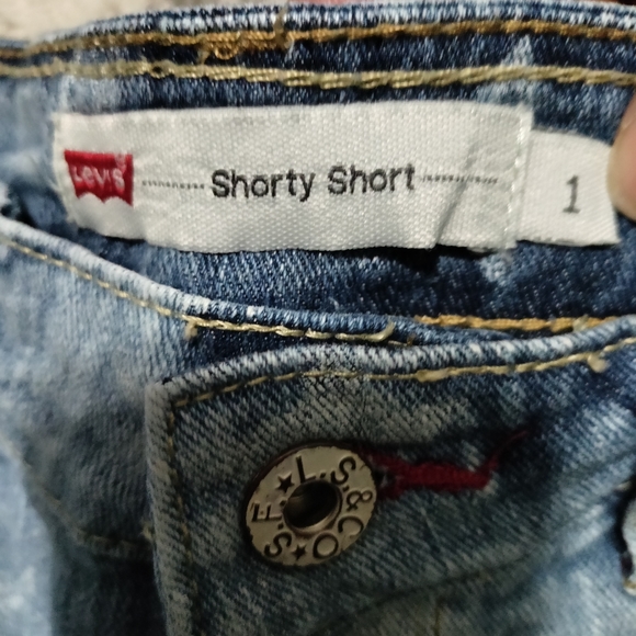Junior's Levi's denim shorty shorts stars size juniors 1 - Picture 4 of 4